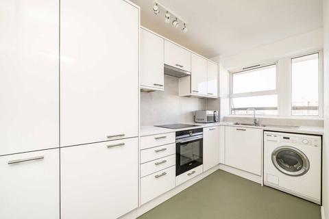 1 bedroom flat to rent, Churchill Gardens, London SW1V
