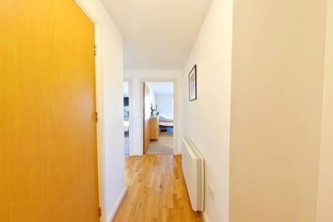2 bedroom flat for sale, Ovaltine Court, Ovaltine Drive, Kings Langley WD4