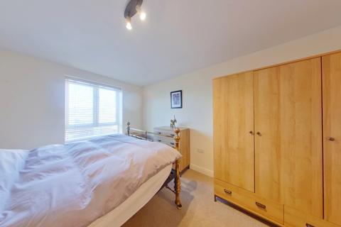 2 bedroom flat for sale, Ovaltine Court, Ovaltine Drive, Kings Langley WD4