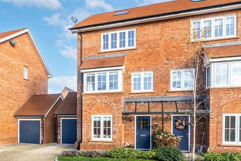 4 bedroom semi-detached house for sale, McLaren Way, Didcot, Oxfordshire, OX11