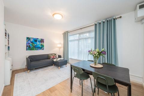 undefined, Richmond Road, Twickenham TW1