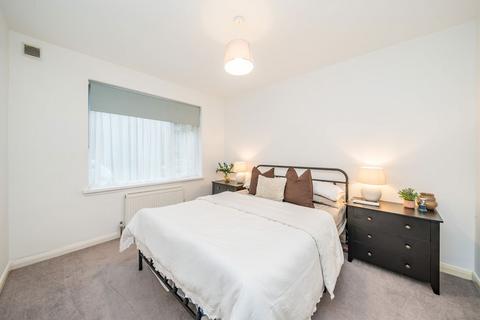 undefined, Richmond Road, Twickenham TW1