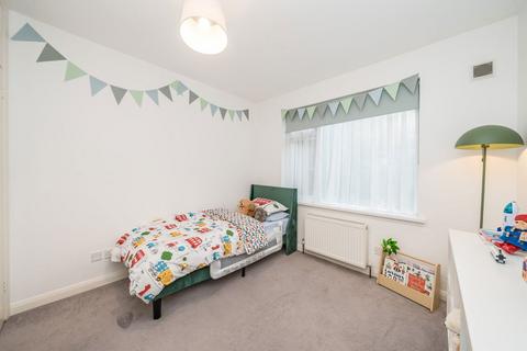undefined, Richmond Road, Twickenham TW1