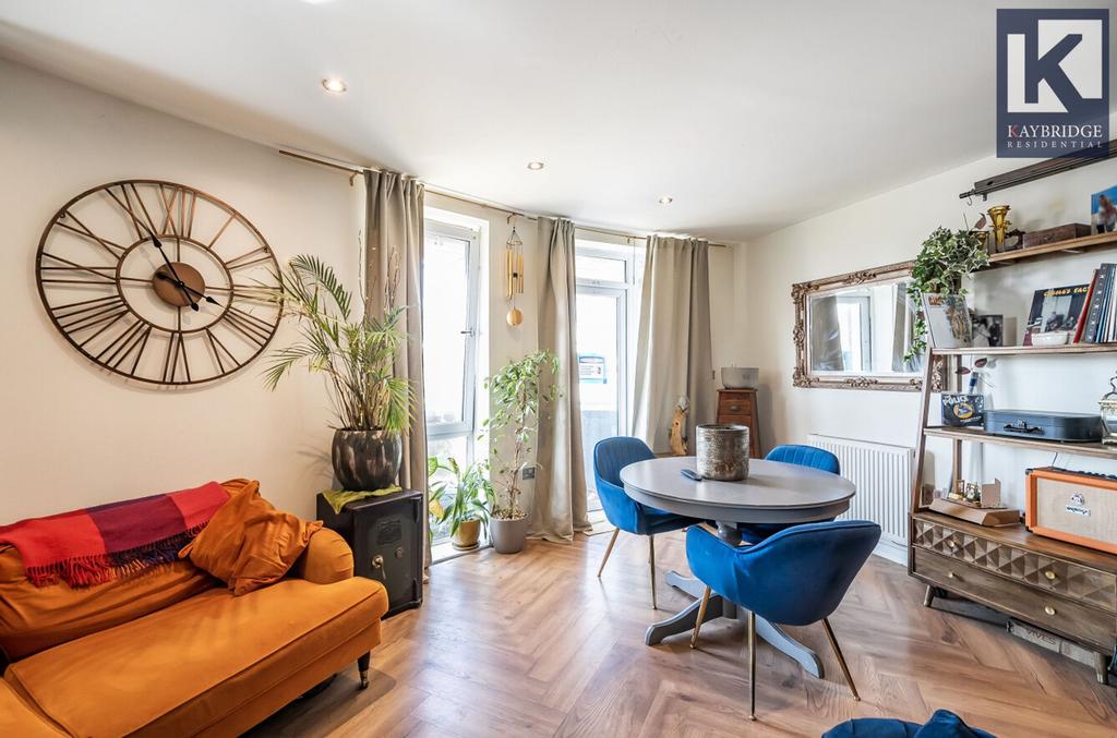 Saxon House, London Road, SM6 7 AN