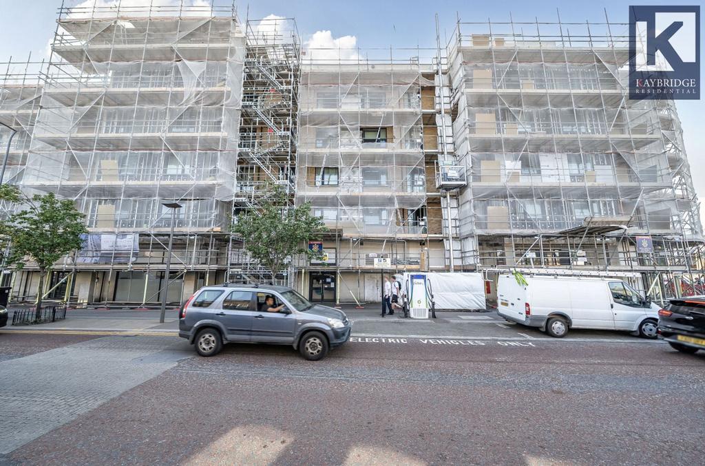 Saxon House, London Road, SM6 7 AN