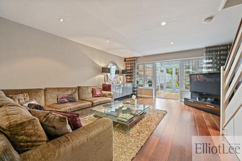 undefined, Aspen Drive, Wembley HA0