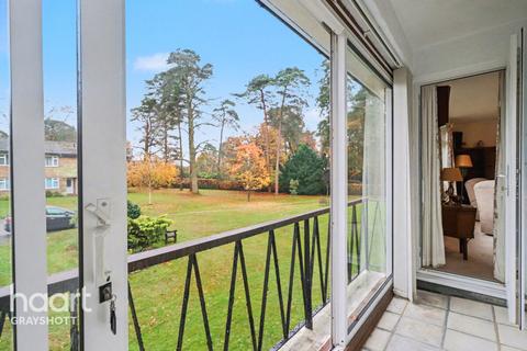 undefined, Beacon Hill Court, Hindhead