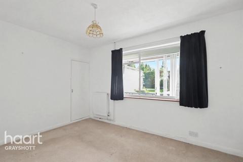 2 bedroom maisonette for sale, Beacon Hill Court, Hindhead