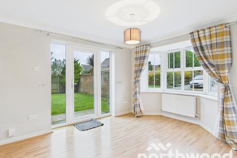 4 bedroom detached house for sale, James Allchin Gardens, Little Burton Farm, Ashford, TN24