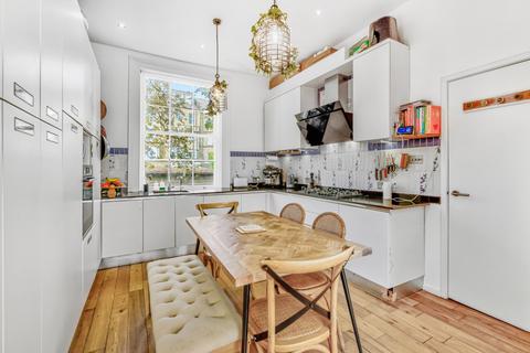 3 bedroom flat for sale, Belsize Road, South Hampstead, London, NW6