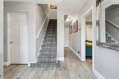undefined, Ashlyn Close, Bushey