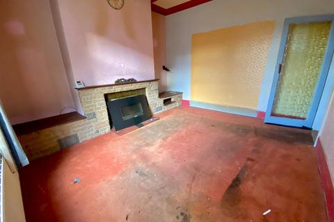 2 bedroom end of terrace house for sale, Blackwood Grove, Halifax