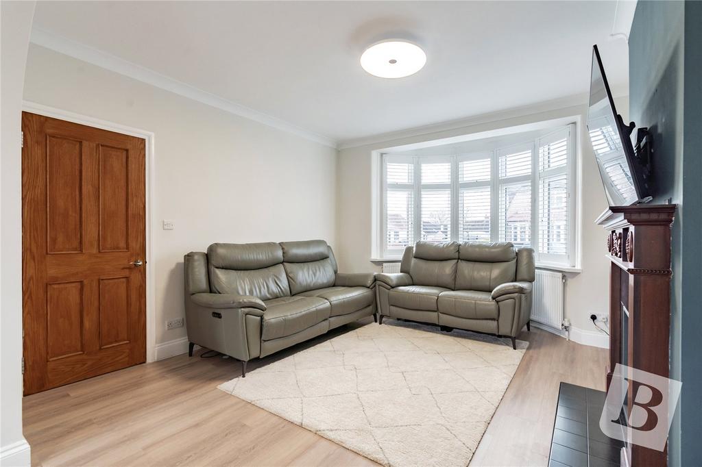Living/Dining Area