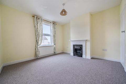 2 bedroom terraced house for sale, Terminus Road, Maidstone