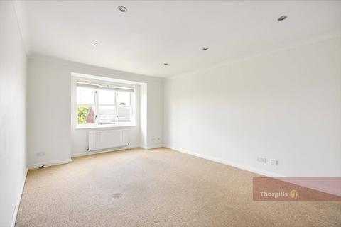 undefined, Malting Way, Isleworth