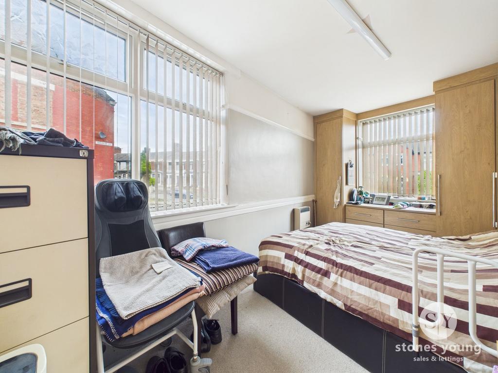 Bedroom 5/Reception
