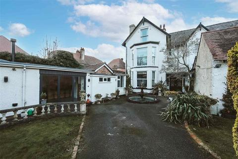 4 bedroom semi-detached house for sale, Beach Priory Gardens, Southport, Merseyside, PR8