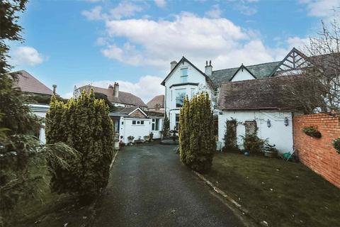 4 bedroom semi-detached house for sale, Beach Priory Gardens, Southport, Merseyside, PR8