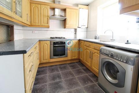 undefined, Rochfords Gardens, Slough