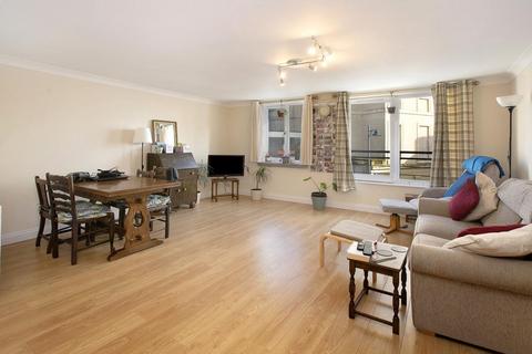 2 bedroom flat for sale, St. Josephs Court, Carlton Place, TQ14