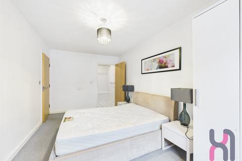 2 bedroom flat to rent, Junction House, 16 Jutland Street, M1