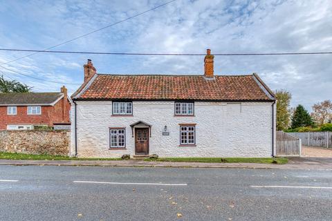 4 bedroom detached house for sale, Chapel Road, Pott Row