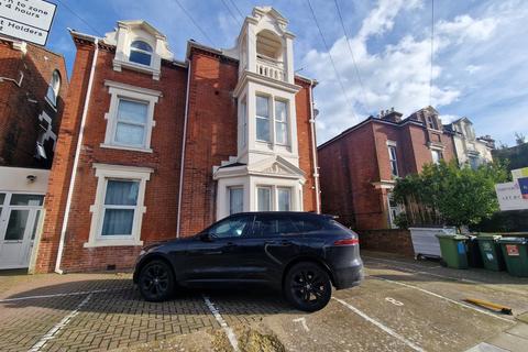 1 bedroom apartment to rent, St. Andrews Road, Hampshire PO5