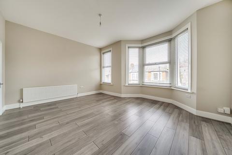 2 bedroom apartment for sale, Mount Pleasant Road, London