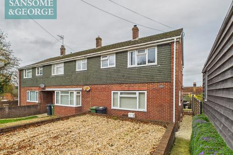 3 bedroom end of terrace house for sale, Larch Drive, Kingsclere, Newbury, Hampshire, RG20