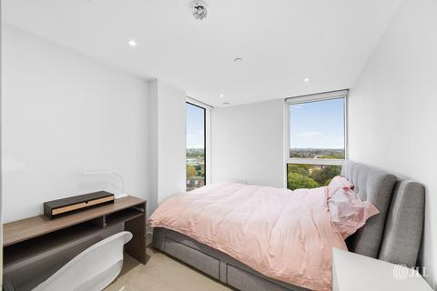 undefined, Skylark Point, N4