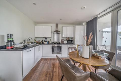 2 bedroom apartment for sale, Ealing Road, Brentford