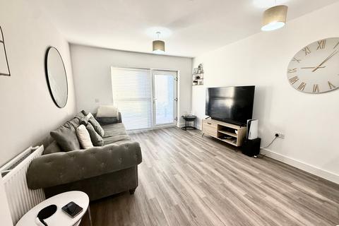 1 bedroom apartment for sale, Warren Way, Glebe Farm, Milton Keynes, MK17