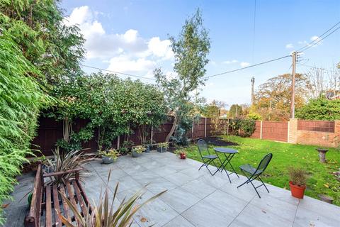 undefined, Coronation Road, Hampshire GU46