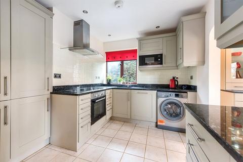 undefined, Coronation Road, Hampshire GU46