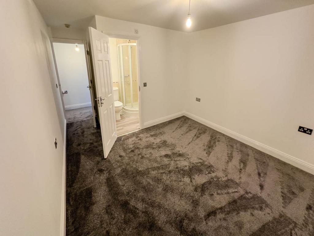 Falcon court 2 new b