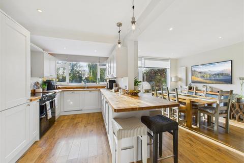 4 bedroom semi-detached house for sale, Parkfield Avenue, North Ferriby