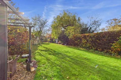 4 bedroom semi-detached house for sale, Parkfield Avenue, North Ferriby