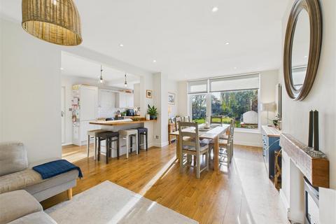 undefined, Parkfield Avenue, North Ferriby
