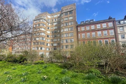 undefined, Flat 5 Florin Court, 6-9 Charterhouse Square, Barbican, London, EC1M 6ET