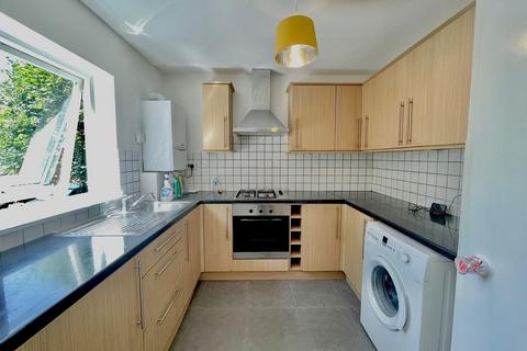 undefined, St. Georges Road, London, Greater London. N13