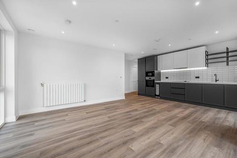 3 bedroom apartment to rent, Cairncross House, Kidbrooke Village, London