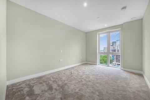 3 bedroom apartment to rent, Cairncross House, Kidbrooke Village, London