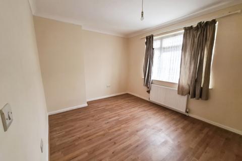 undefined, Lindisfarne Rd, Dagenham, RM8 2QX, UK