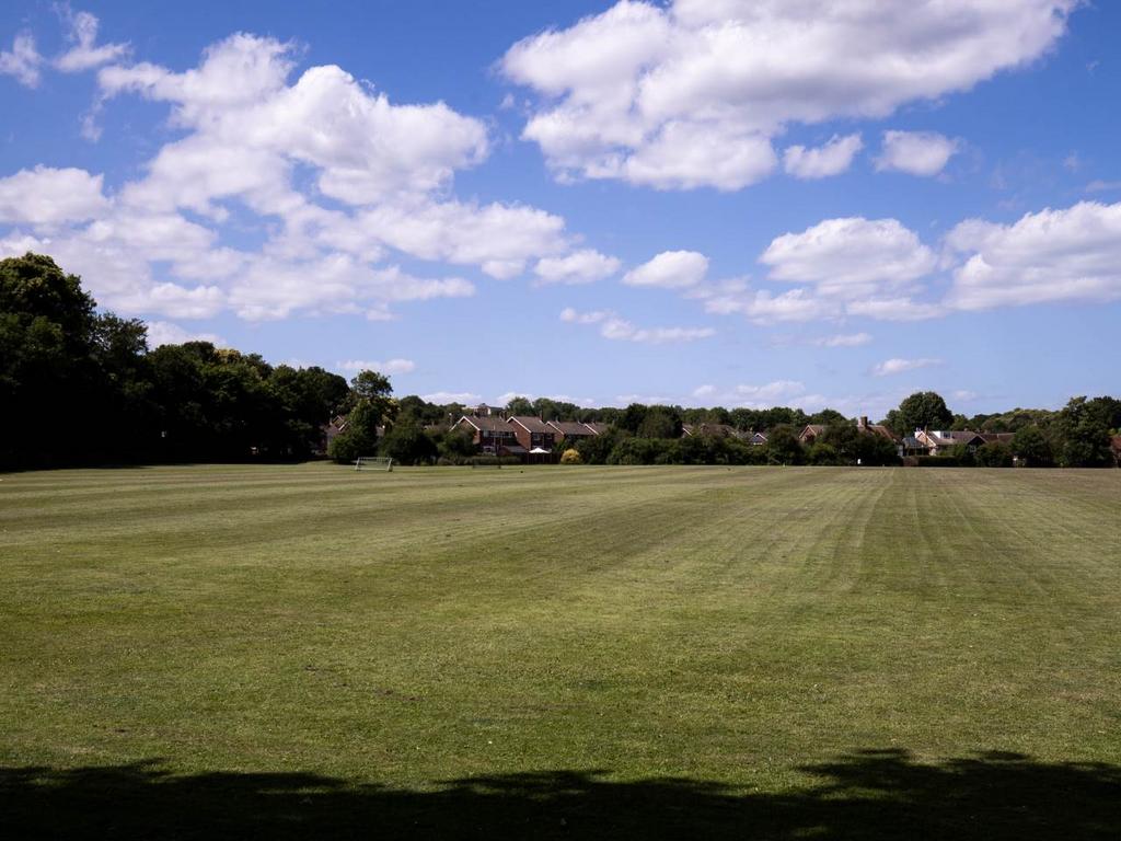 34 Hanover studentacc