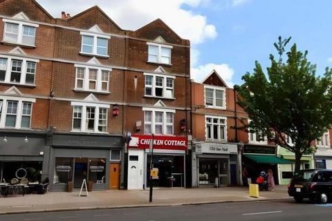 undefined, Flat 3, 31 Balham Hill, Wandsworth, London, SW12 9DX