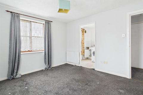 undefined, 77 Monins Avenue