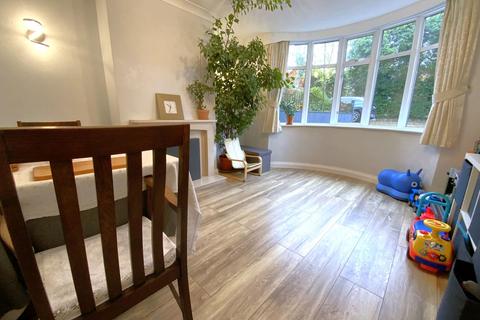 3 bedroom semi-detached house for sale, Stourbridge Road, Halesowen B63