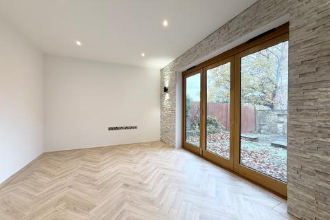 undefined, Hall Farm Grove, Hoylandswaine, Sheffield, South Yorkshire, S36
