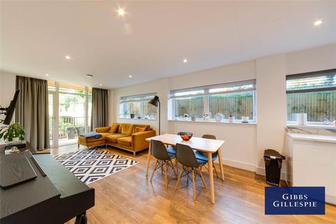 undefined, Frazer Nash Close, Isleworth, Middlesex