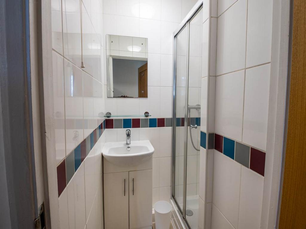 9 O-Canterbury-Studen